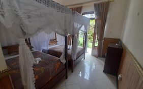 Aditya Homestay